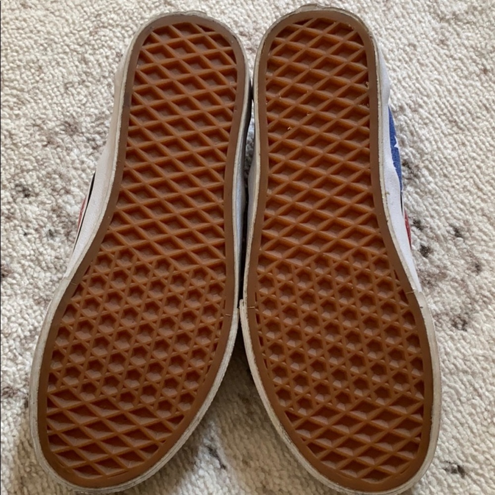 Vans - Picture 2 of 3